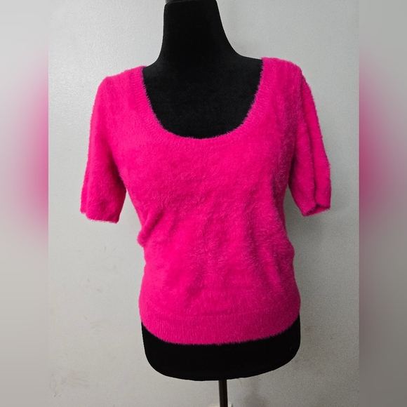 Maeve Sweaters - Anthropologie Maeve Pink Fuzzy Eyelash Soft Sweater Short Sleeve Pullover Sz M